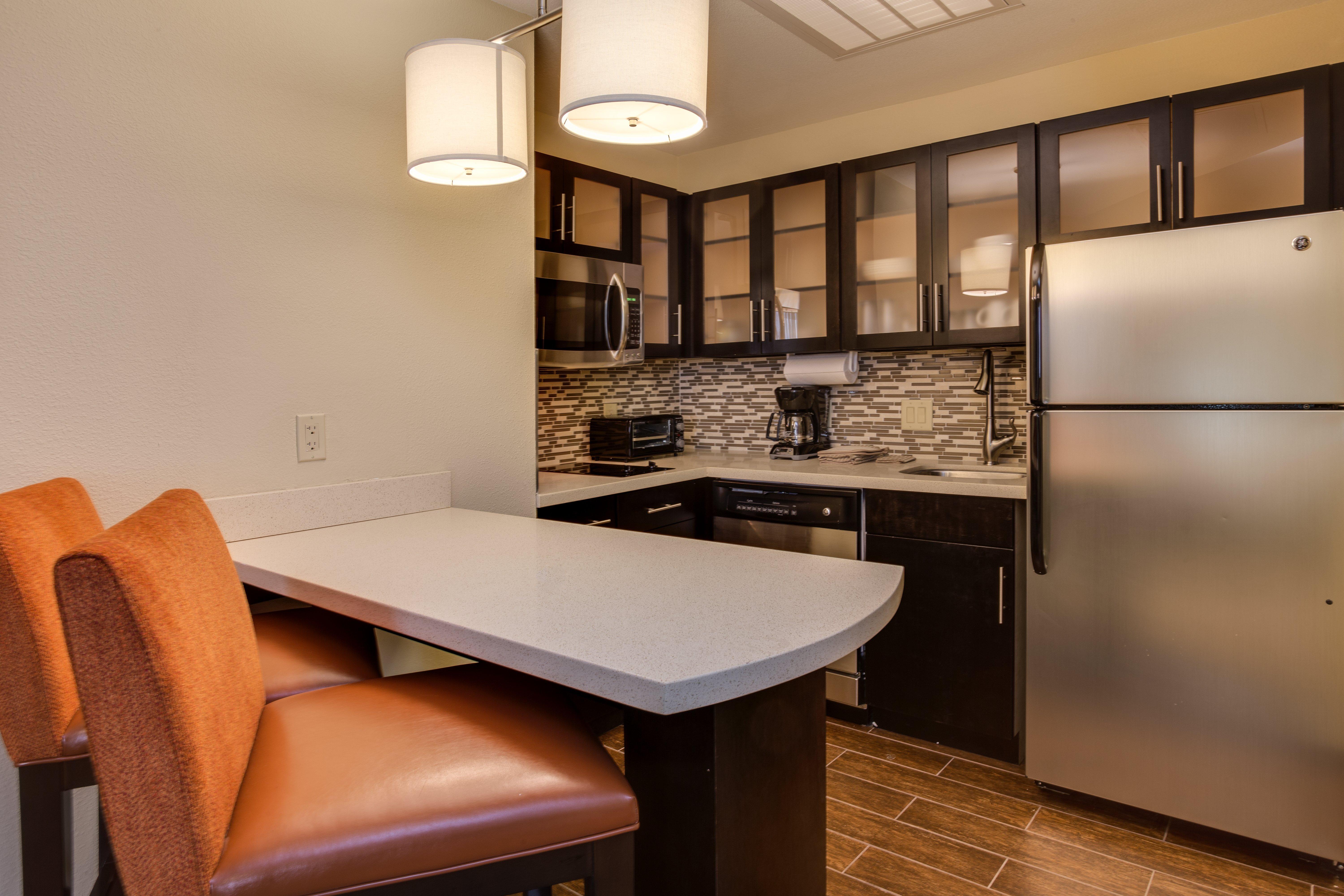Staybridge Suites Atlanta Airport College Park Exterior photo