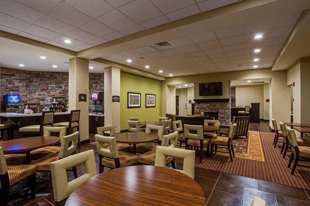 Staybridge Suites Atlanta Airport College Park Exterior photo
