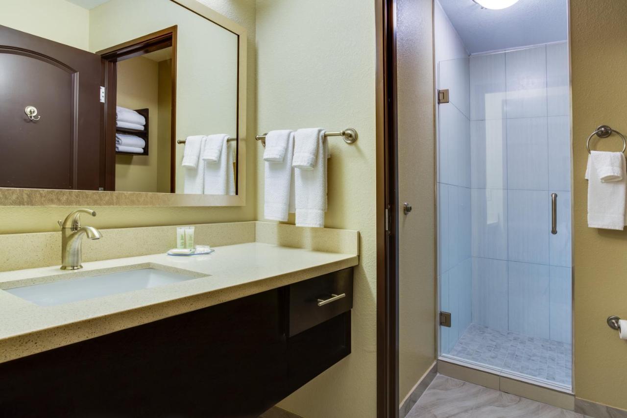 Staybridge Suites Atlanta Airport College Park Exterior photo